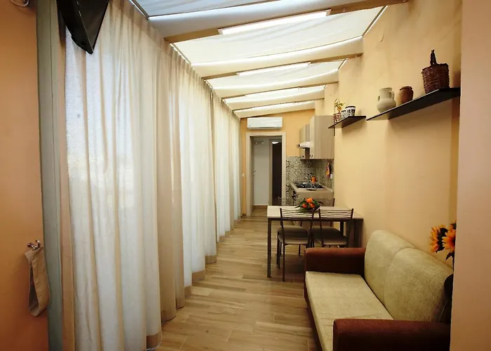 Re Sole Case Vacanze - Esclusivo Attico M A R T E Con Spaziosissima Terrazza Solarium Attrezzata