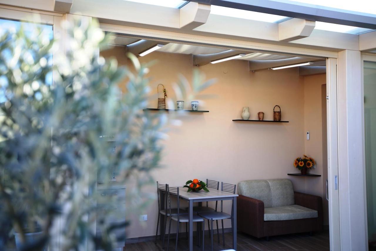 Re Sole Vacanze - Esclusivo Attico M A R T E Con Spaziosissima Terrazza Solarium Attrezzata * Avola