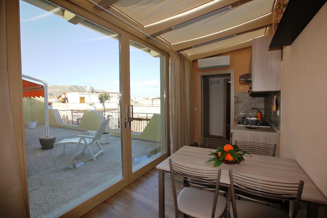 Re Sole Vacanze - Esclusivo Attico M A R T E Con Spaziosissima Terrazza Solarium Attrezzata Holiday home Avola